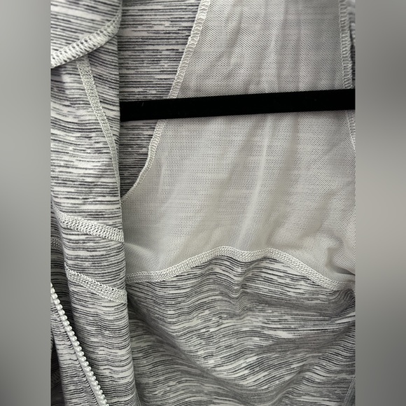 Lululemon Define Jacket - Picture 10 of 10